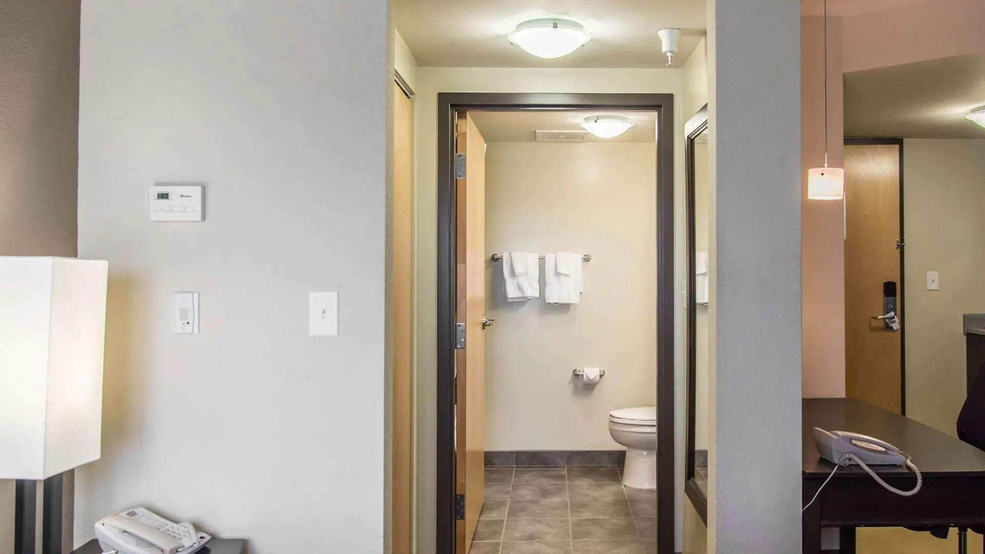 Mainstay Suites Winnipeg 3*,